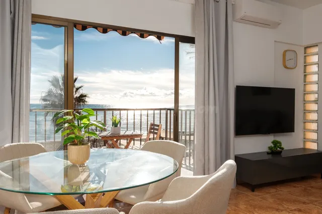 Apartamento frente al mar en Fuengirola - 2 dormitorios y 70m² — 3
