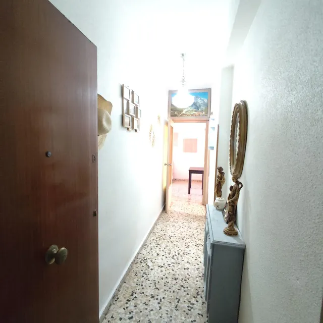 AMPLIO PISO DE 3 DORMITORIOS — 12