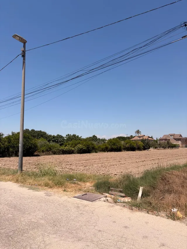 Construye la vivienda que siempre has imaginado en plena hue