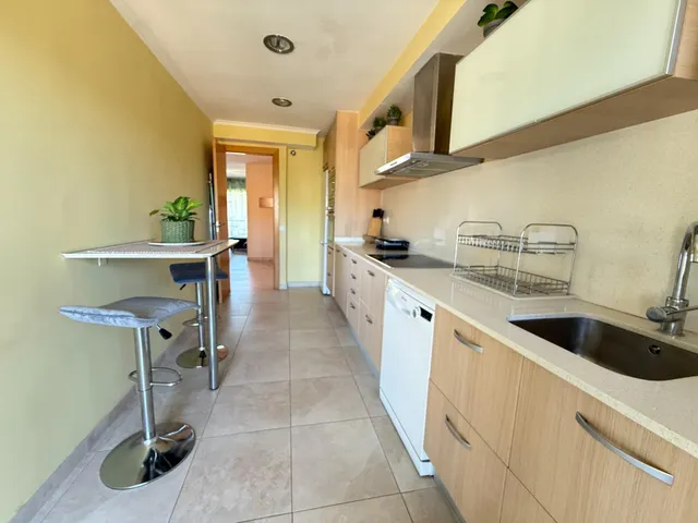 Exclusivo piso con dos terrazas, 3 habitaciones, piscina y maravillosas vistas en playa de aro — 9