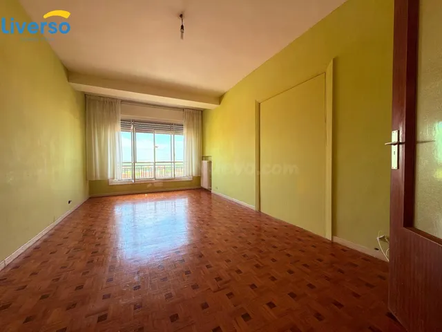 Piso de 5 habitaciones en pleno centro de Burgos | Ideal par - foto 2
