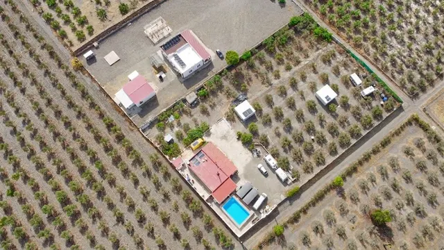 Cortijo con piscina — 2