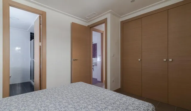 Apartamento 2 Dormitorios y 2 Baños gran terraza con vistas  1ª linea Piscina garaje y trastero — 28