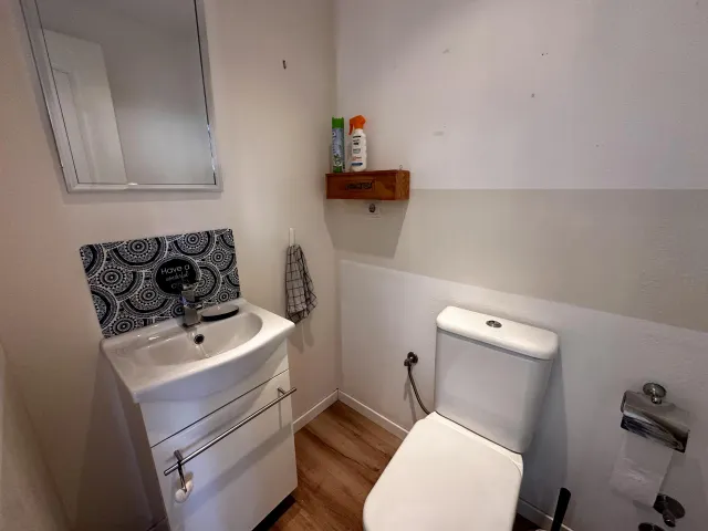 Duplex con apartamento independiente y patio privado en Málaga — 18