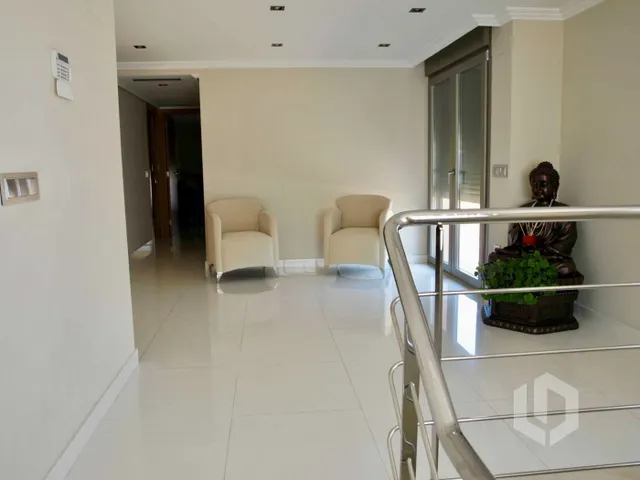 Chalet de lujo y dos adosados individuales. Oferta Única! — 17