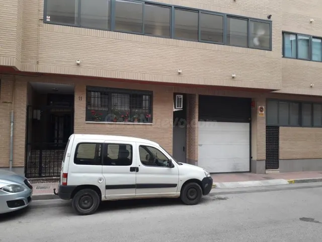 PLAZA DE GARAJE CON TRASTERO EN ALGINET - foto 3