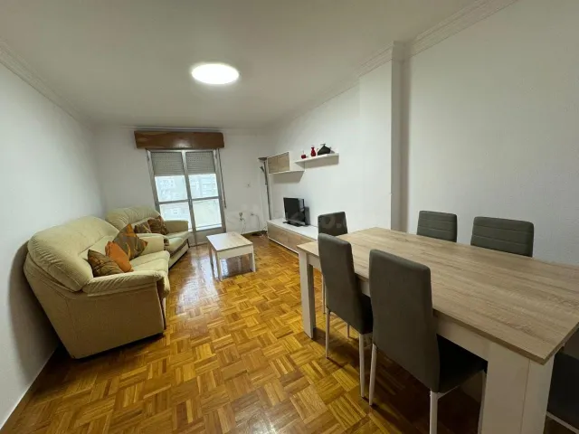 EN EXCLUSIVA: PISO POR habitaciones PARA TRABAJADORES O ESTU - foto 4
