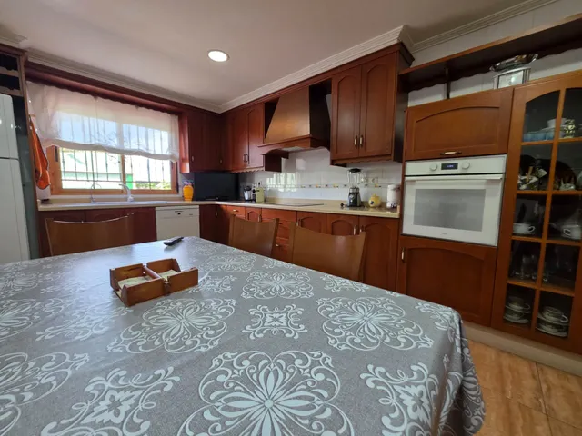 Chalet con piscina, casa de invitados y nave de 300 m2 a 1 km de Elche — 26
