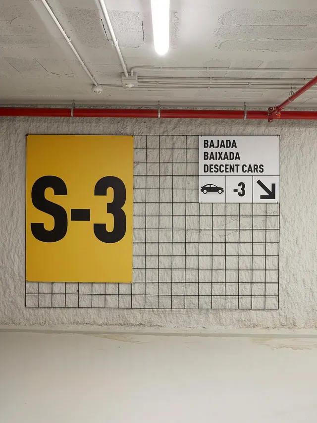 Parking de moto 3m² en alquiler - Sant Andreu de Palomar — 30