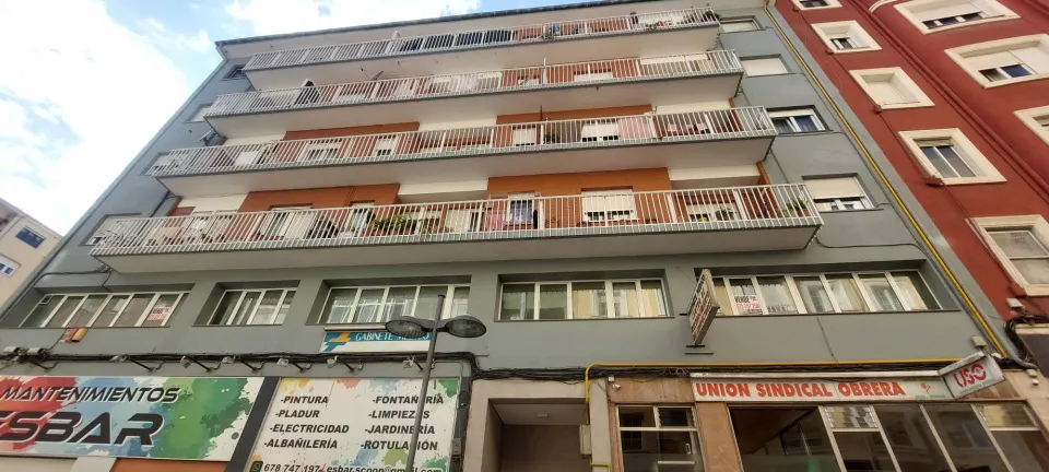 Piso de 3 dormitorios en Lasaga Larreta - Torrelavega