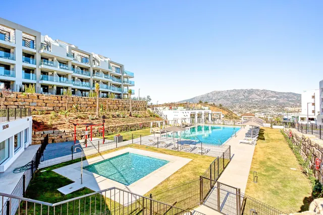 VENTA DE PISO EN LA ZONA DE HIPÓDROMO DE MIJAS COSTA. 2 DORMITORIOS, TERRAZA Y PARKING. — 19