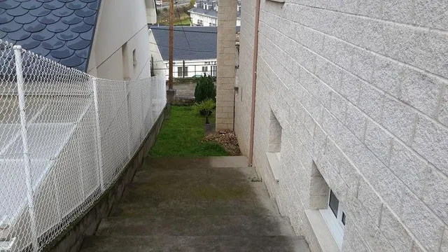 OPORTUNIDAD CHALET EN CONSTUCCION EN VILLAFRANCA DEL BIERZO — 11