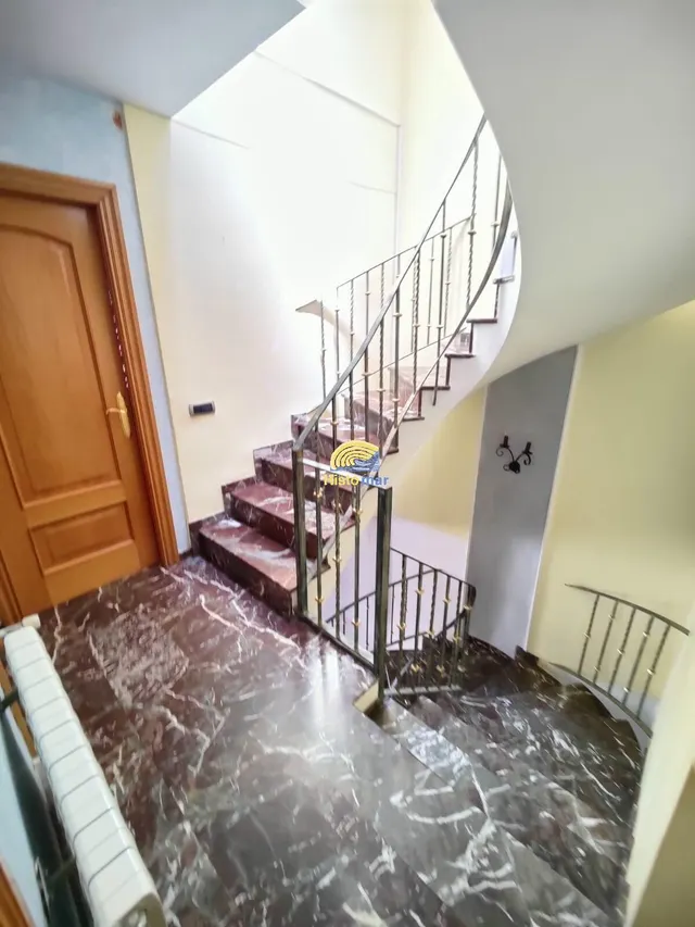 GRAN CASA EN EL CENTRO DE SAGUNTO — 8