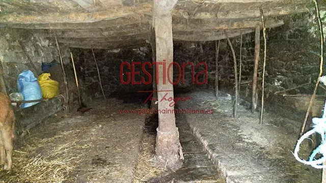 CABAÑA DE PIEDRA EN SOBA. VALDICCON — 15