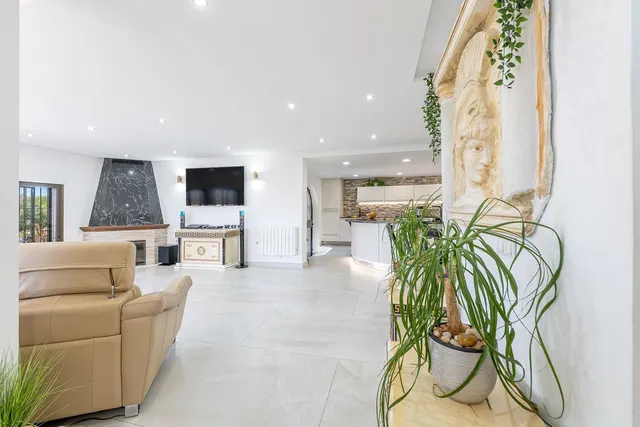 Chalet 4 habitaciones 217m² en venta - Centro — 6