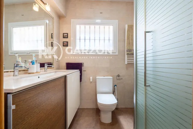PISO REFORMADO EN ZONA ALTAMIRA — 24