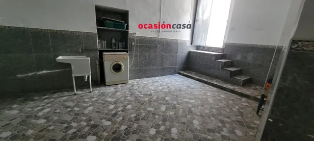 CASA EN VENTA CON TEJADO NUEVO — 23