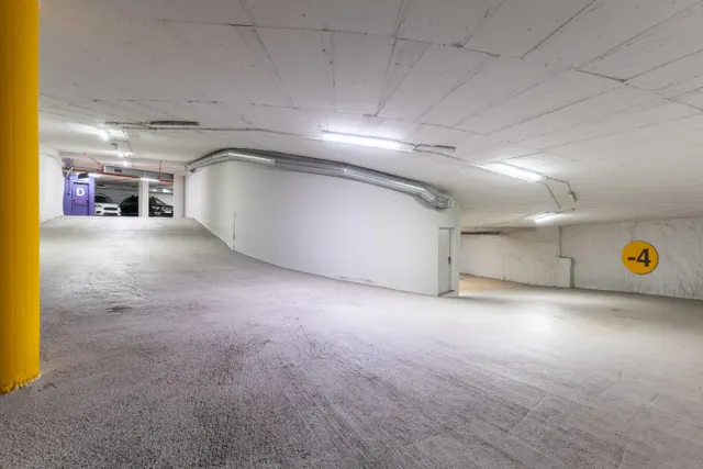 Parking 15m² en alquiler - Sarrià — 15
