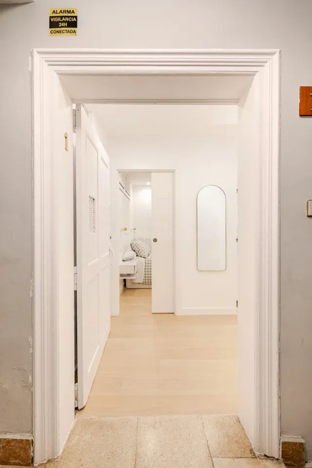 Se Alquila bonita vivienda de 3 dormitorios en Zona Casco Vi - foto 3
