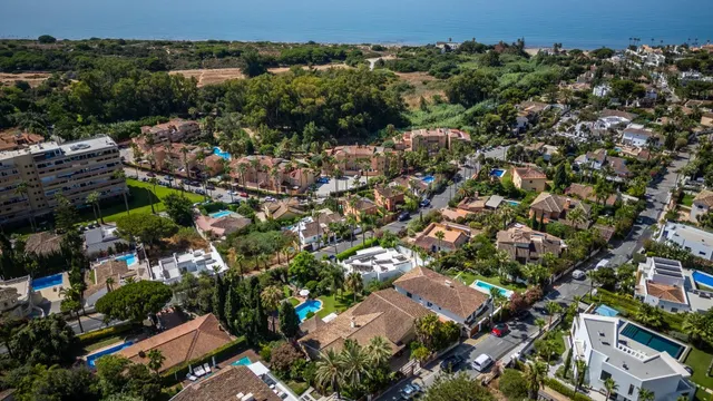 Chalet 6 habitaciones 746m² en venta - Marbella — 7