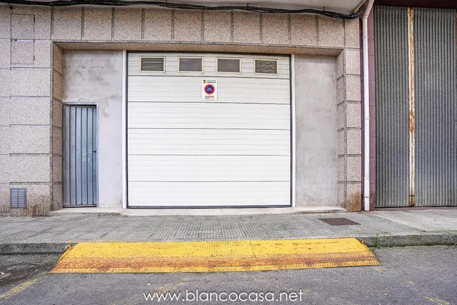 Alquiler de Local con Sótano en Calle Tarragona, Carballo po - foto 5