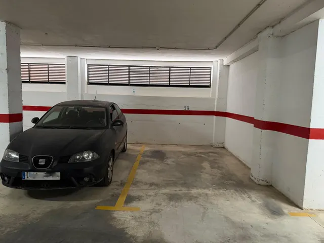Piso moderno en residencial con solárium y piscina — 15