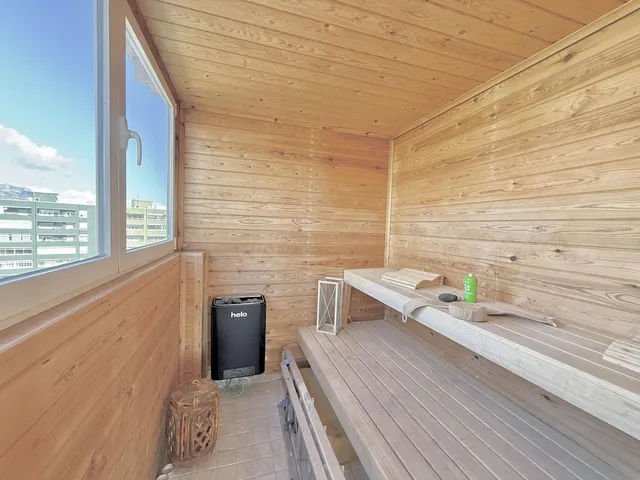 Ático con amplia terraza de 154 m2 y vistas panorámicas en los boliches, Fuengirola — 21