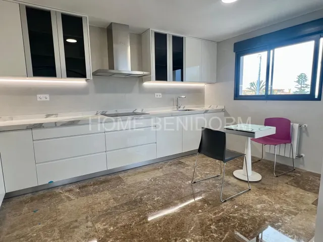 CHALET INDEPENDIENTE COMPLETAMENTE REFORMADO CON PISCINA, GARAJE Y VISTAS DESPEJADAS — 41