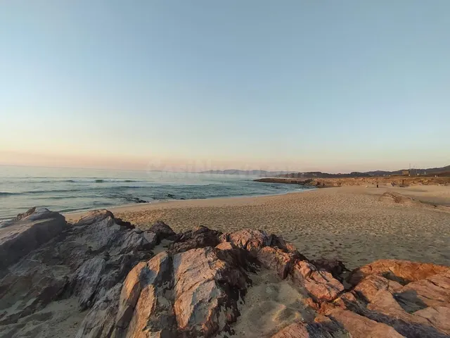 Casa para restaurar con huerta cerca de la playa de As Furnas. — 22
