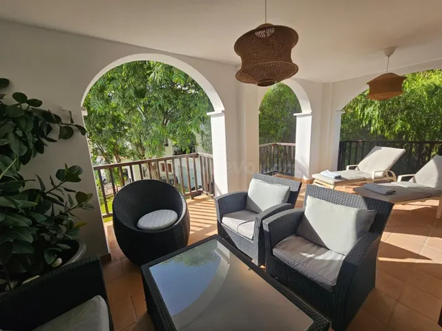 APARTAMENTO DE 2 DORMITORIOS CON VISTAS AL GOLF Y PISCINA EN - foto 3