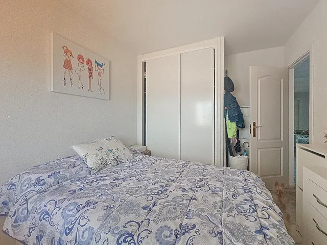 Precioso apartamento de 2 dormitorios con vistas al mar — 12
