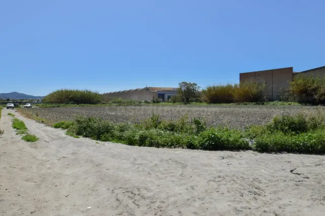 VENTA DE FINCA EN MOTRIL - foto 4