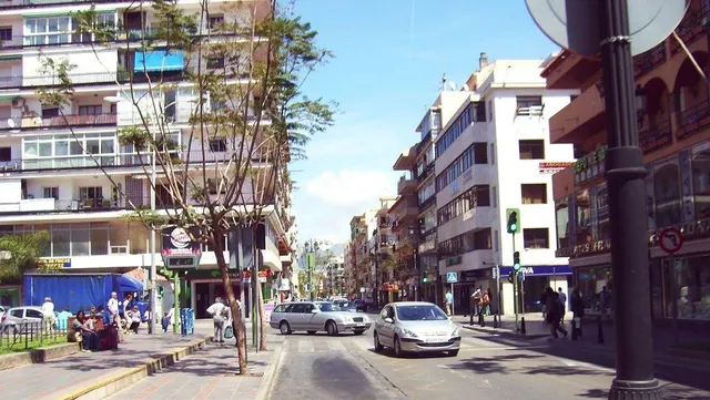 ESTUDIOS A ESTRENAR JUNTO PUERTO DEPORTIVO FUENGIROLA — 19