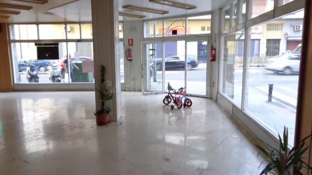 ALQUILER DE LOCAL COMERCIAL - foto 5