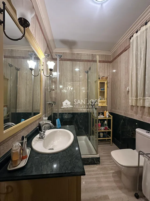 VENTA DE CHALET DE LUJO EN NOVELDA — 36