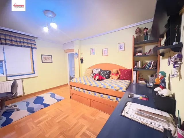 Amplio y Luminoso Piso en San Pedro de la Fuente, Burgos - €355.000 — 7