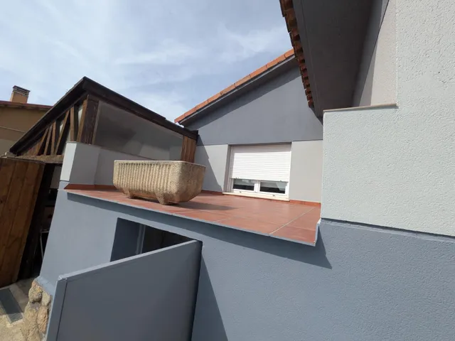 CHALET INDEPENDENTE CON PISCINA — 38