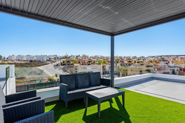Villa con piscina privada y solárium de 150 m2 en La Finca Golf, Algorfa — 32