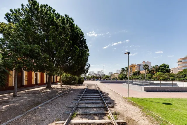 Apartamento reformado de 3 dormitorios y 2 baños a escasos 75 metros de la playa del acequión — 33