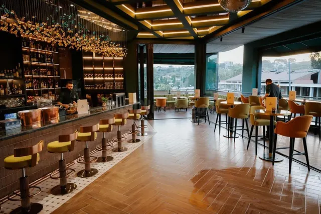Restaurante 220m² en venta - Marbella — 3