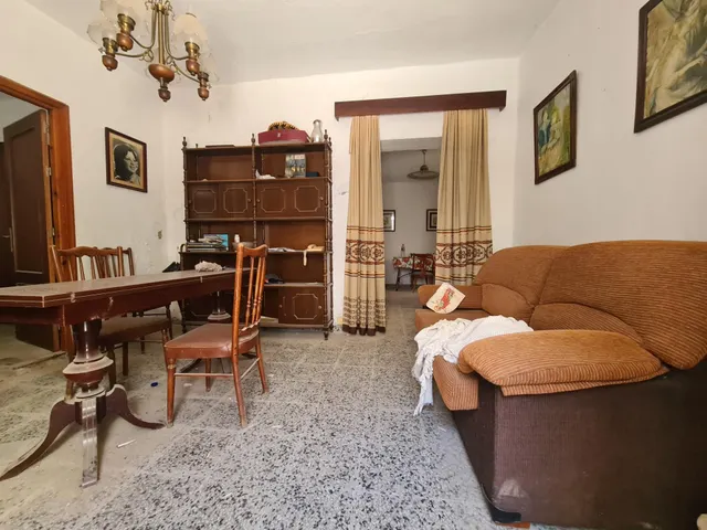 Casa de pueblo para reformar — 9