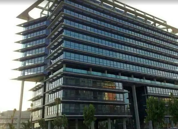 Oficina ubicada estratégicamente junto a la autovía en la ciudad de Murcia.