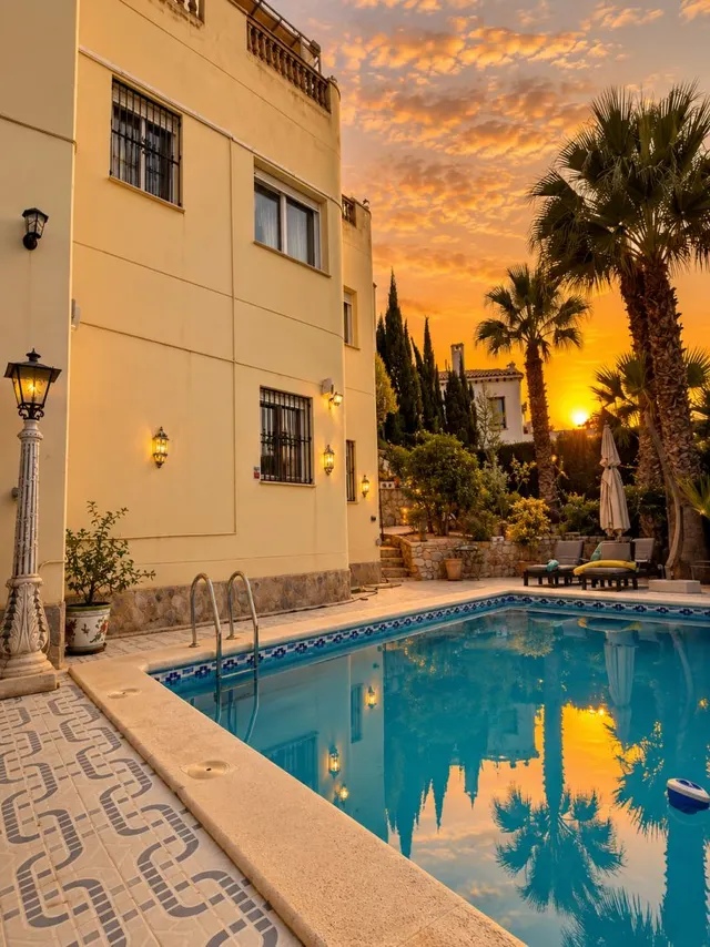 Villa 5 habitaciones 220m² en venta - Orihuela Costa — 30