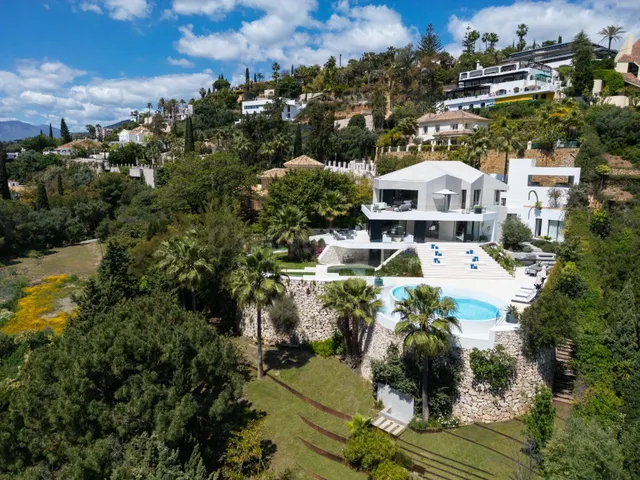 VILLA DE LUJO EN BENAHAVIS, EL HERROJO - foto 3