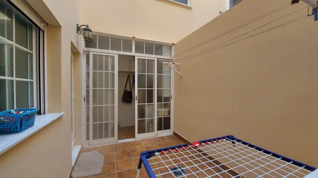 Piso bajo con sotano en residencial Conde Barcelona — 19