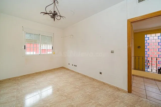 CHALET INDEPENDIENTE EN ORIHUELA COSTA — 4
