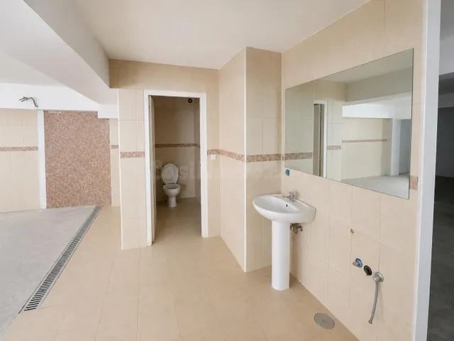 Local comercial 195m² en venta - Casco antiguo el molar - foto 4