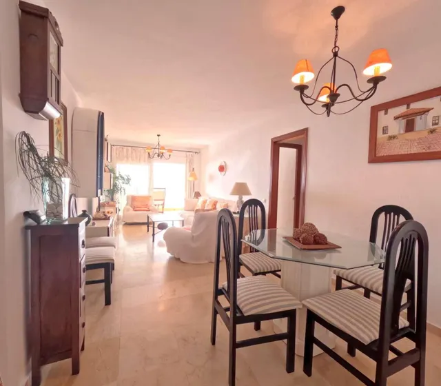 Piso en Los Boliches (Fuengirola), 1ª línea de playa — 6