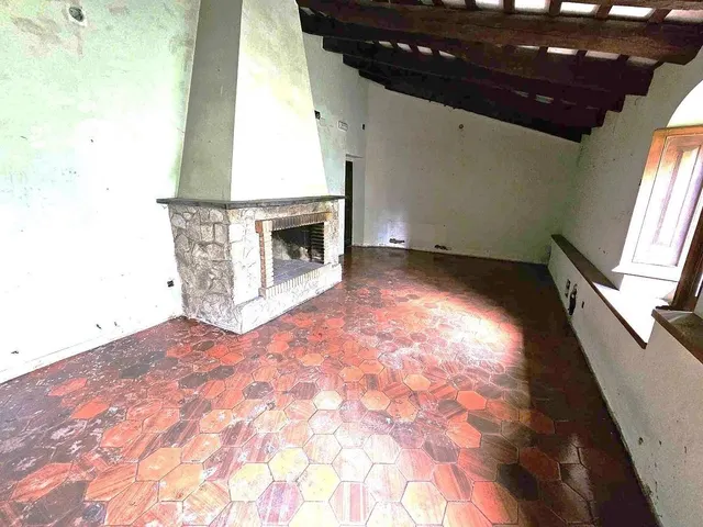 CASA EN CABRILS — 5