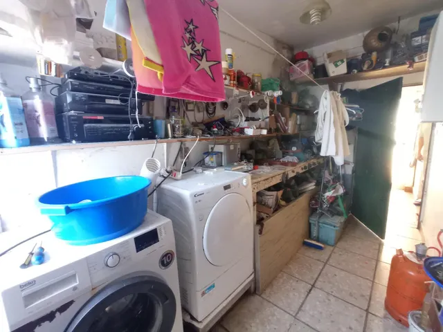 VENTA DE CHALET Y APARTAMENTO — 19